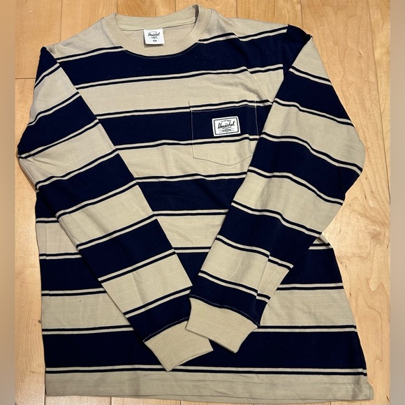 Herschel striped blue and cream T shirt - Picture 3 of 8